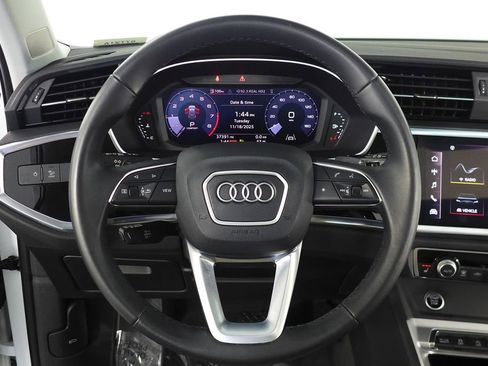 Used 2023 Audi Q3 2.0T Premium w/ Convenience Package image 27