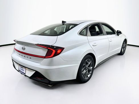Used 2021 Hyundai Sonata SEL FWD image 5