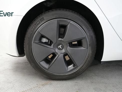 Used 2023 Tesla Model 3 Standard Range RWD image 22