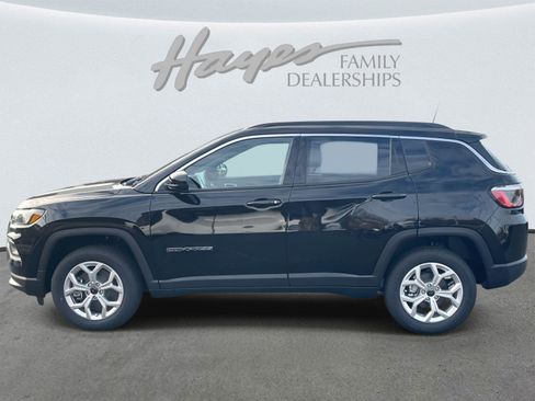New 2026 Jeep Compass Latitude image 15