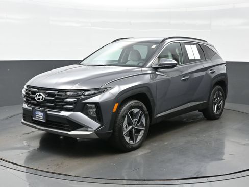 Certified 2026 Hyundai Tucson SEL AWD/4WD image 2