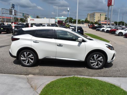 Used 2019 Nissan Murano SL w/ SL Technology Package FWD image 15