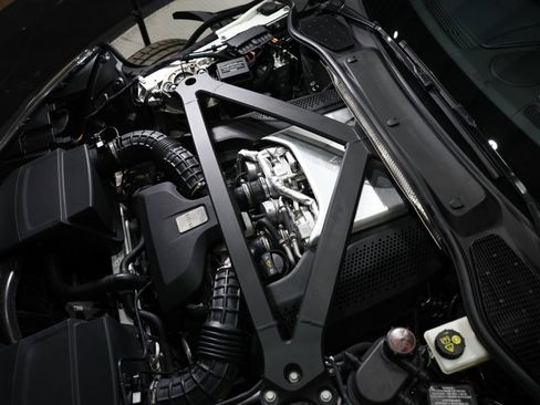 Used 2019 Aston Martin DB11 Volante image 46