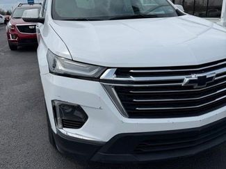 Used 2023 Chevrolet Traverse LT video 1