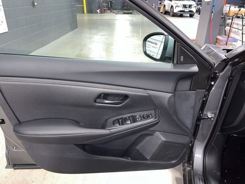 New 2025 Nissan Sentra S image 7