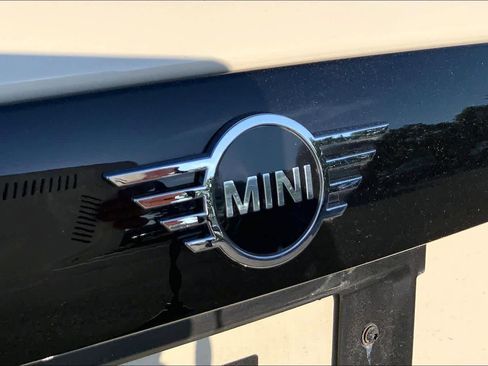 Used 2023 MINI Cooper S w/ Signature Upholstery Package FWD image 31