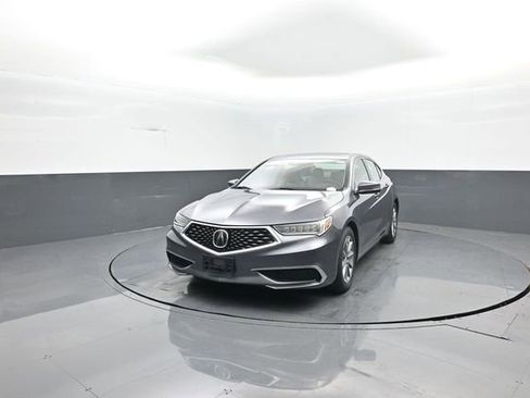 Used 2018 Acura TLX w/ Technology Package image 3
