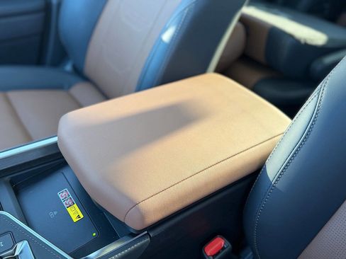 Used 2025 Lexus GX 550 image 81