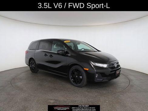 Used 2025 Honda Odyssey Sport-L image 27