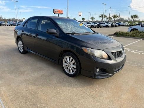 Used 2010 Toyota Corolla image 7