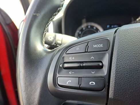 Certified 2022 Hyundai Venue Limited image 23