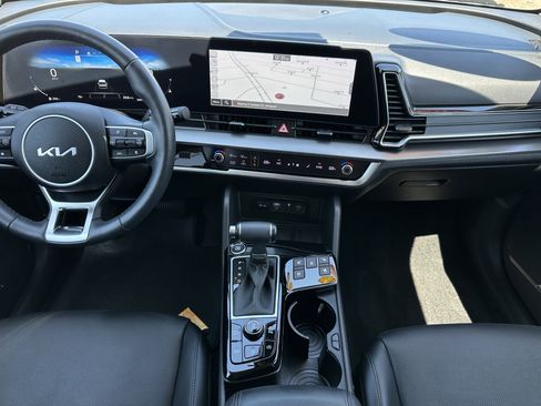 Used 2024 Kia Sportage SX image 15