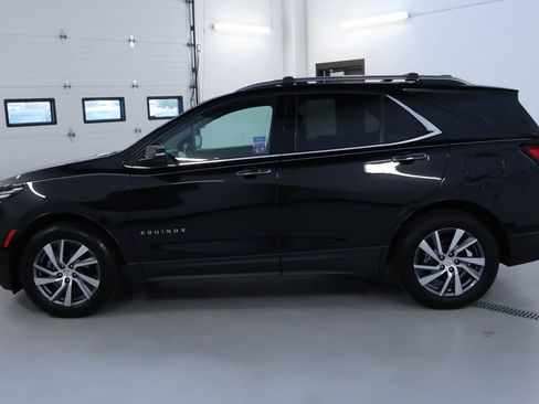 Used 2022 Chevrolet Equinox Premier AWD/4WD image 4