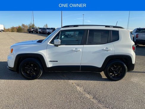 Used 2020 Jeep Renegade Altitude image 3