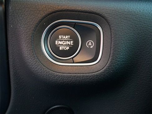 Used 2020 Mercedes-Benz GLE 350 4MATIC image 32