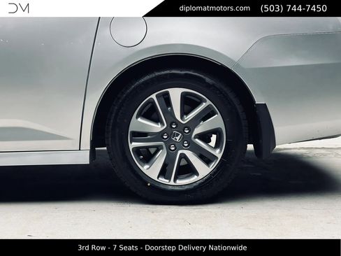 Used 2015 Honda Odyssey Touring image 40