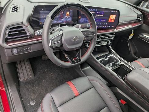 New 2026 Chevrolet Traverse RS w/ LPO, Floor Liner Package image 10