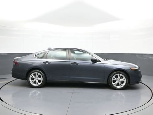 Used 2023 Honda Accord LX image 5