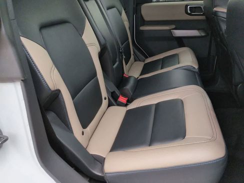 Used 2023 Ford Bronco Wildtrak AWD/4WD image 19