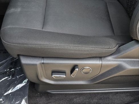 Used 2018 Ford F150 XLT w/ Equipment Group 302A Luxury RWD image 25