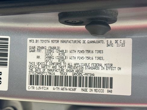 Certified 2023 Toyota Tacoma SR5 w/ Technology Package AWD/4WD image 27