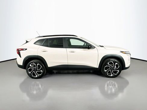 New 2026 Chevrolet Trax RS w/ Driver Confidence Package image 8