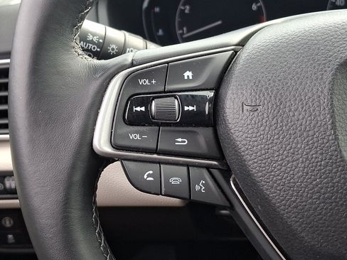 Used 2019 Honda Accord EX-L image 21