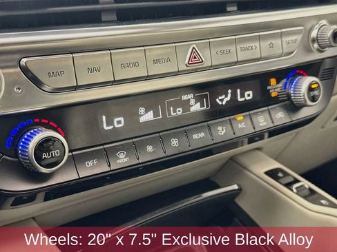 Used 2022 Kia Telluride SX w/ SX Prestige Package AWD/4WD image 19