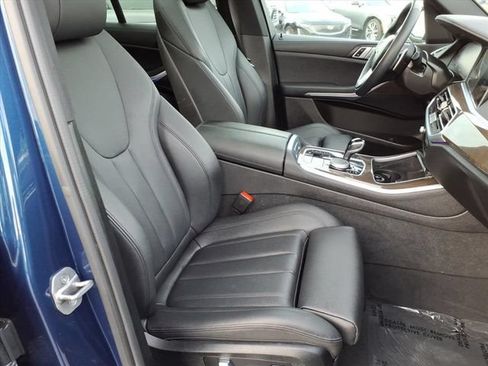 Used 2022 BMW X5 xDrive40i w/ Premium Package AWD/4WD image 26