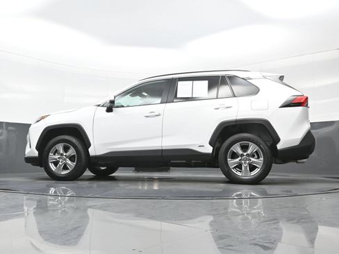 Used 2024 Toyota RAV4 XLE AWD/4WD image 29