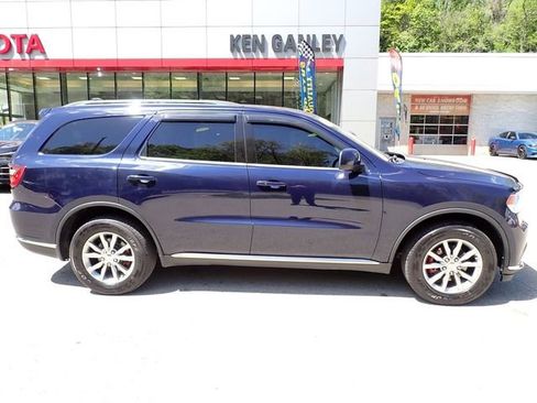 Used 2018 Dodge Durango SXT w/ Quick Order Package 2BB AWD/4WD image 2