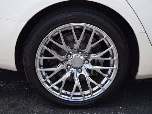 Used 2014 Cadillac CTS Luxury RWD image 18