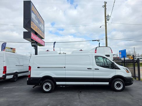 Used 2020 Ford Transit 250 Low Roof RWD image 3