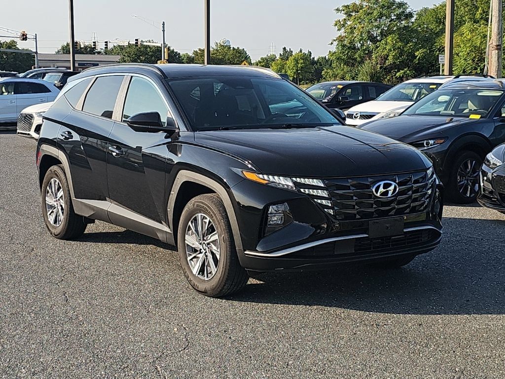 Used 2024 Hyundai Tucson Blue AWD/4WD image 1