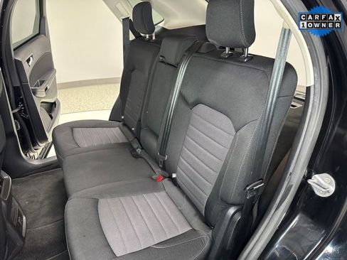 Used 2018 Ford Edge SE image 21