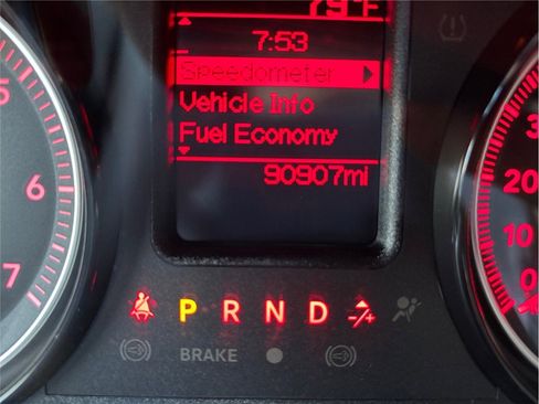 Used 2019 RAM 1500 4x4 Crew Cab Tradesman image 21