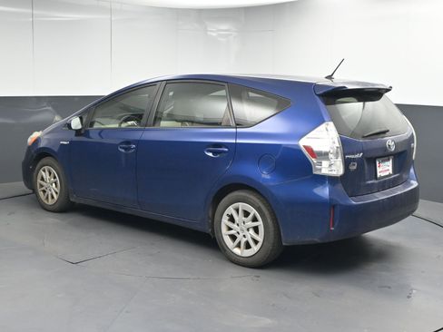Used 2012 Toyota Prius V Two image 6