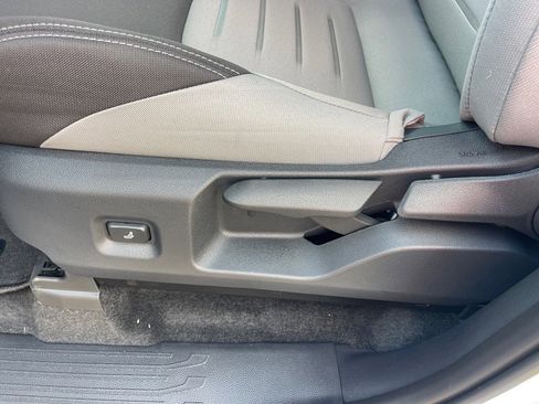 New 2025 Toyota Tacoma TRD Sport image 8