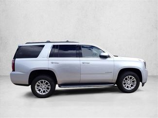 Used 2017 GMC Yukon SLT AWD/4WD video 4