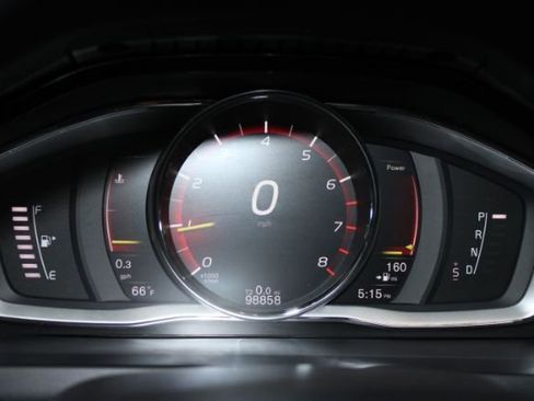 Used 2018 Volvo S60 T5 Dynamic w/ Vision Package image 18