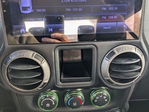 Used 2014 Jeep Wrangler Sport image 11