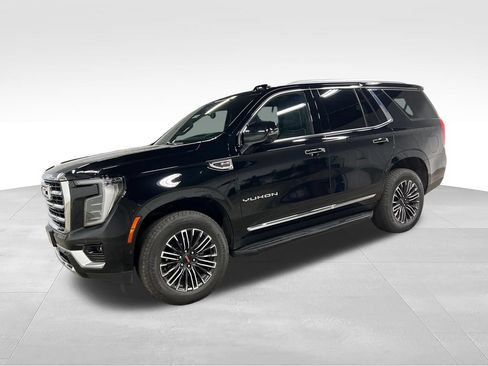 Certified 2025 GMC Yukon Elevation w/ Technology Package AWD/4WD image 5