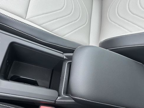 New 2026 Volkswagen Tiguan SE AWD/4WD image 39