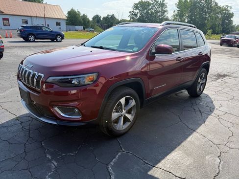 Used 2020 Jeep Cherokee Limited AWD/4WD image 3