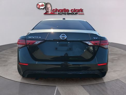 Used 2022 Nissan Sentra SV w/ Trunk Package FWD image 4
