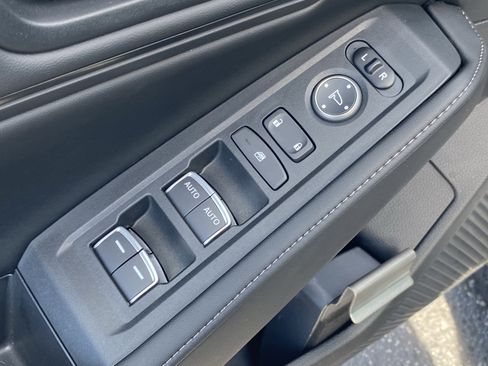 Certified 2025 Honda Accord Sport image 19