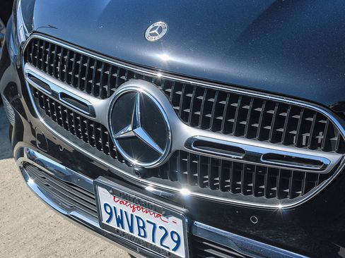 Used 2025 Mercedes-Benz GLC 300 image 5