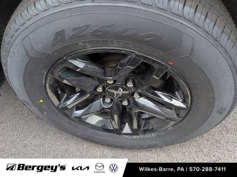 Used 2020 Chevrolet Silverado 1500 LT Trail Boss AWD/4WD image 4