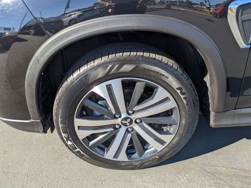 Used 2025 Mitsubishi Outlander Sport SE image 13