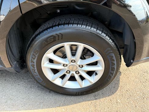 Used 2014 Dodge Journey SXT image 27